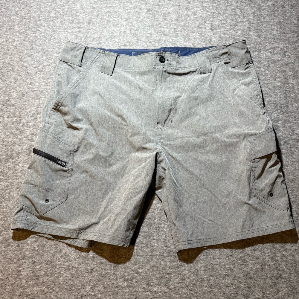 Denali Cargo Shorts men’s 40 gray performance golf outdoors lightweight stretch
